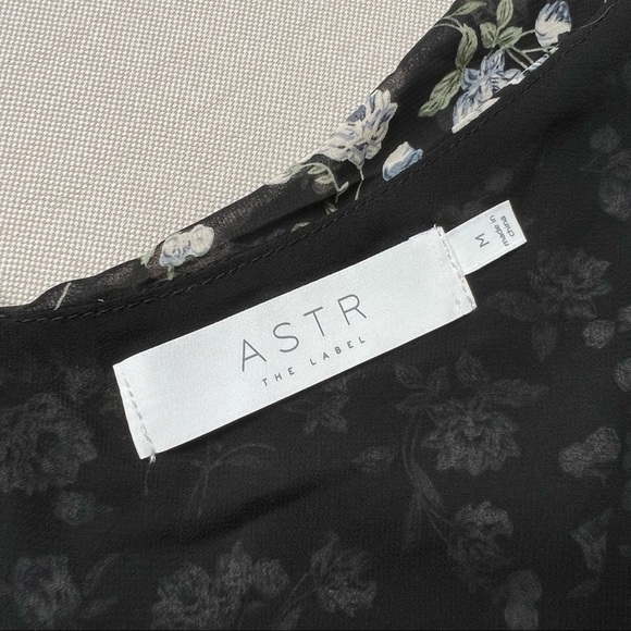 ASTR At First Sight Floral Tiered Ruffle High-Low Maxi Dress - Picture 9 of 10